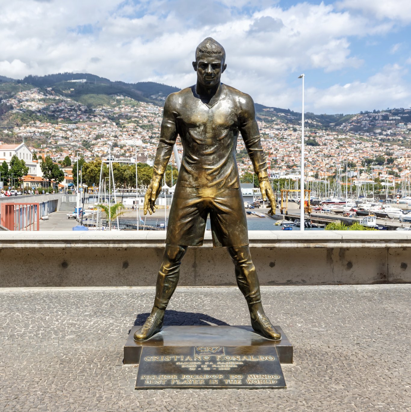 Ronaldo statue best player in the world